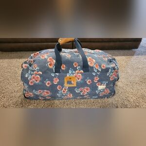 American Eagle rolling duffle bag